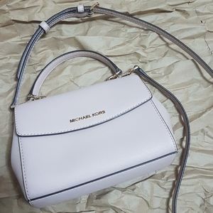 Michael Kors Ava ExtraSmall Saffiano CrossbodyPink